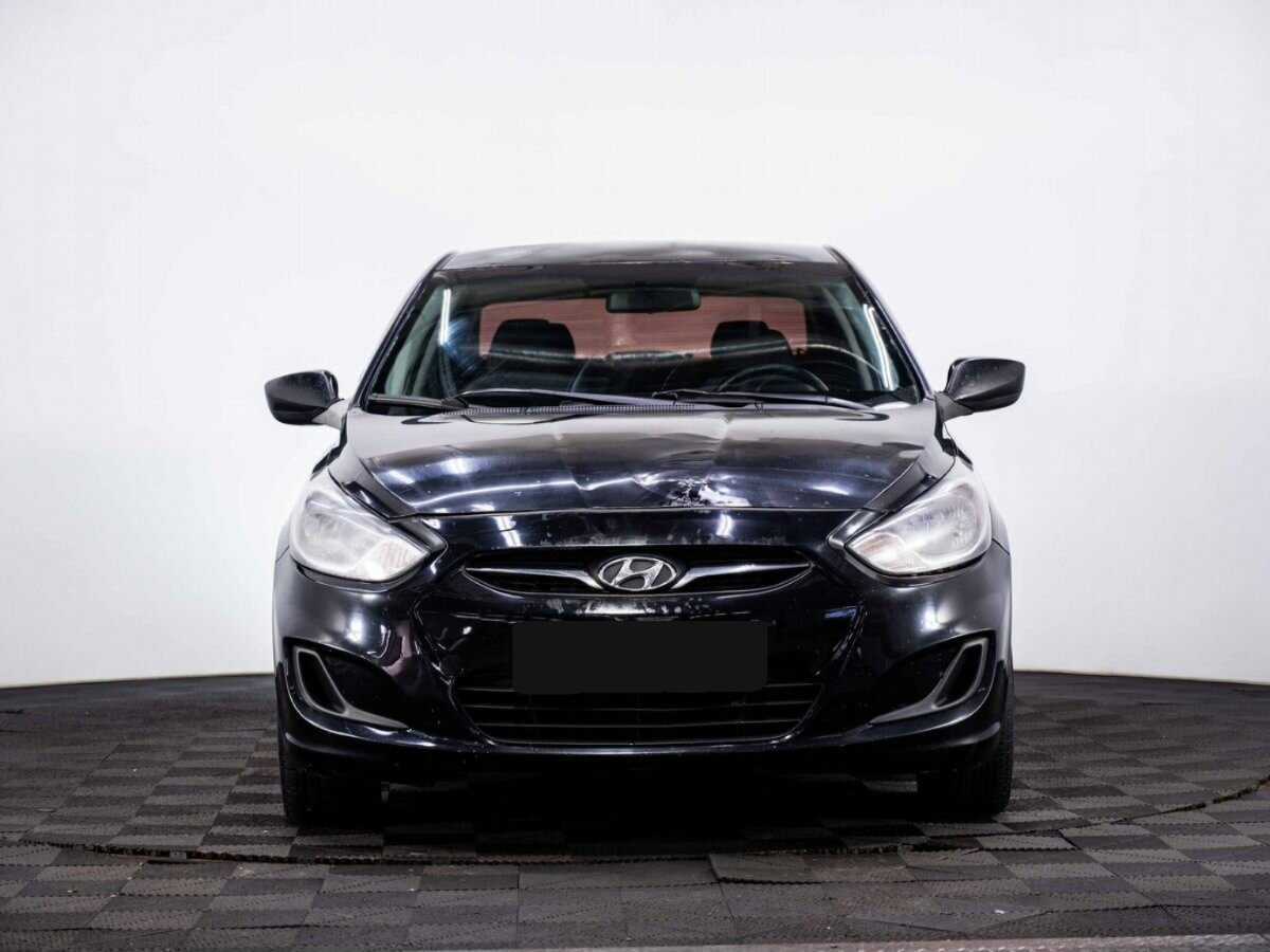 Купить Hyundai Solaris с пробегом. Фото: #1