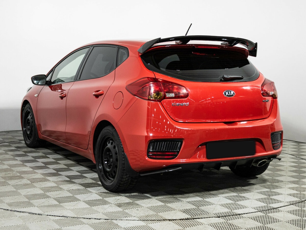 Купить Kia Ceed с пробегом. Фото: #6
