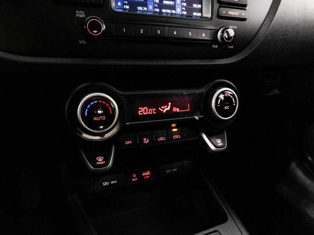 Купить Kia Rio с пробегом. Фото: #15