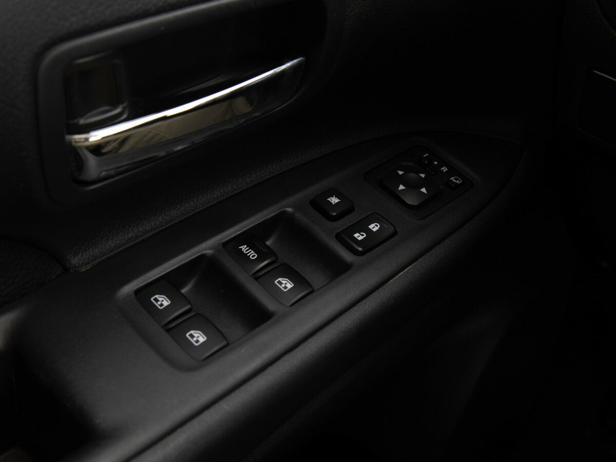 Купить Mitsubishi Outlander с пробегом. Фото: #10