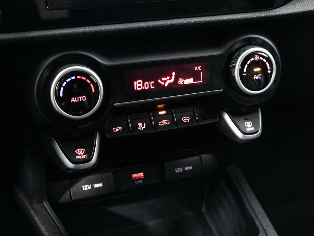 Купить Kia Rio с пробегом. Фото: #15