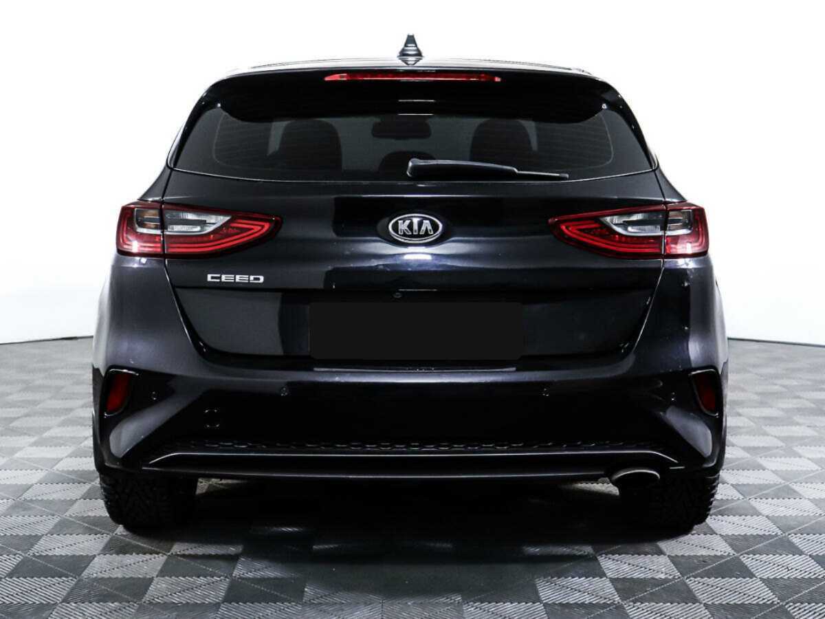 Купить Kia Ceed с пробегом. Фото: #4