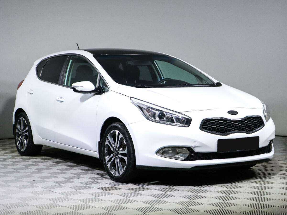 Купить Kia Ceed с пробегом. Фото: #2