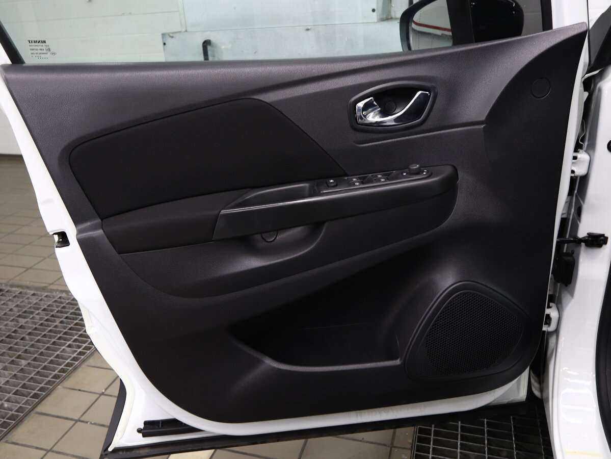 Купить Renault Kaptur с пробегом. Фото: #3