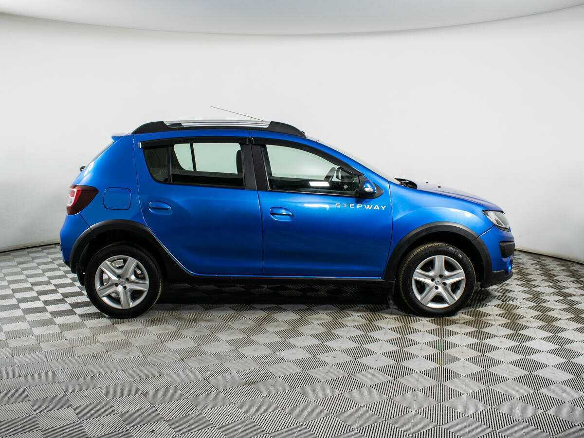 Купить Renault Sandero с пробегом. Фото: #3