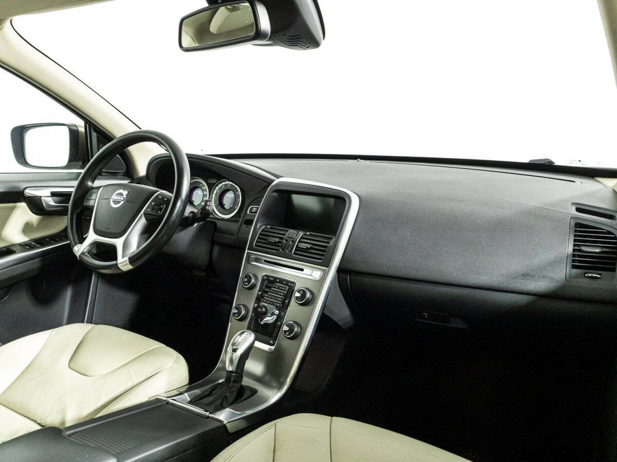 Купить Volvo XC60 с пробегом. Фото: #8