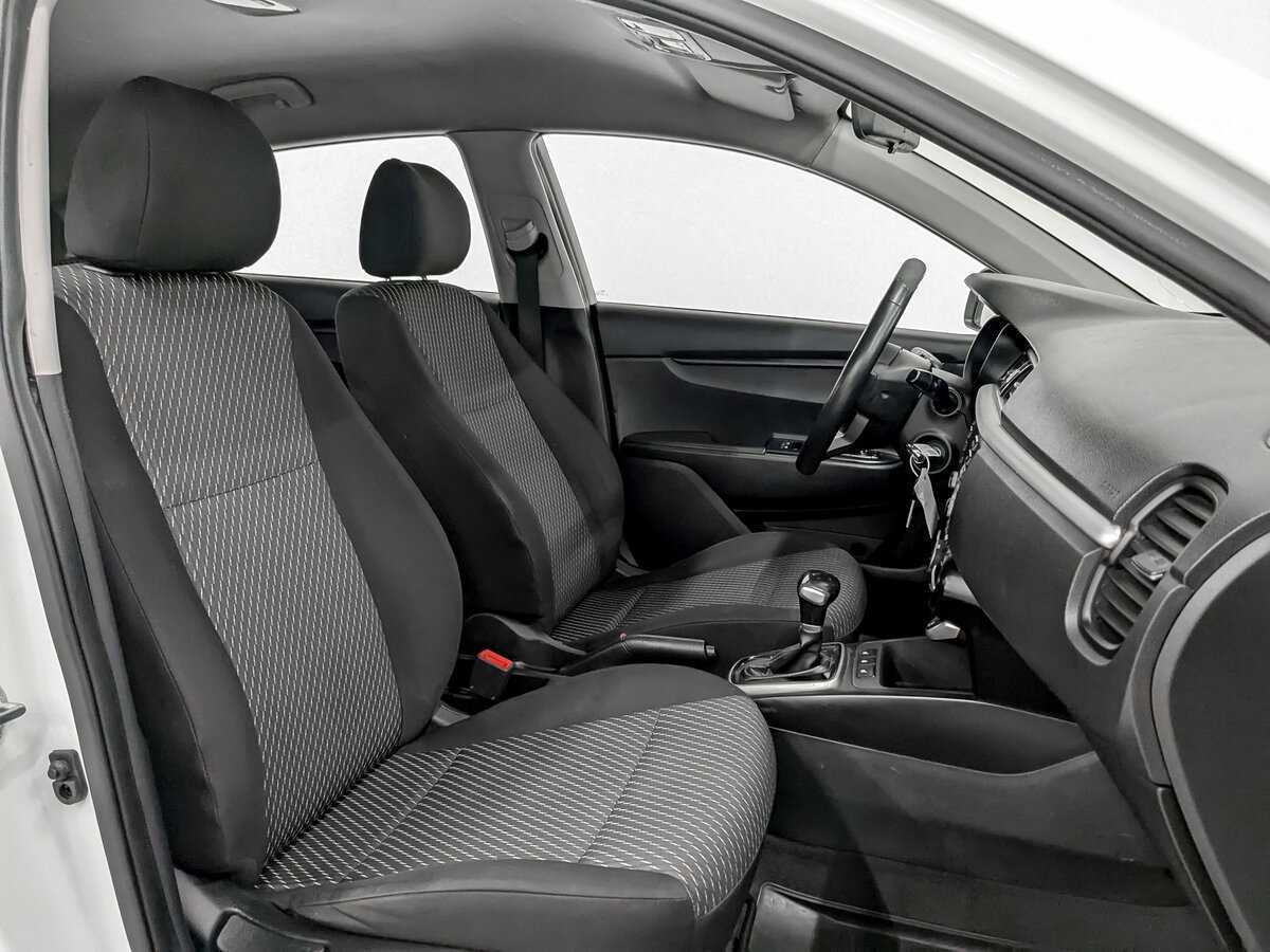 Купить Kia Rio с пробегом. Фото: #22