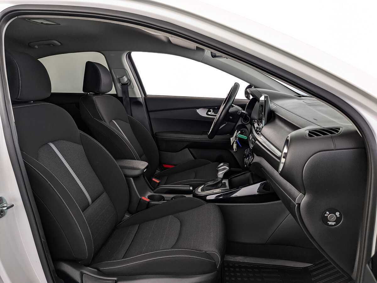 Купить Kia Cerato с пробегом. Фото: #21