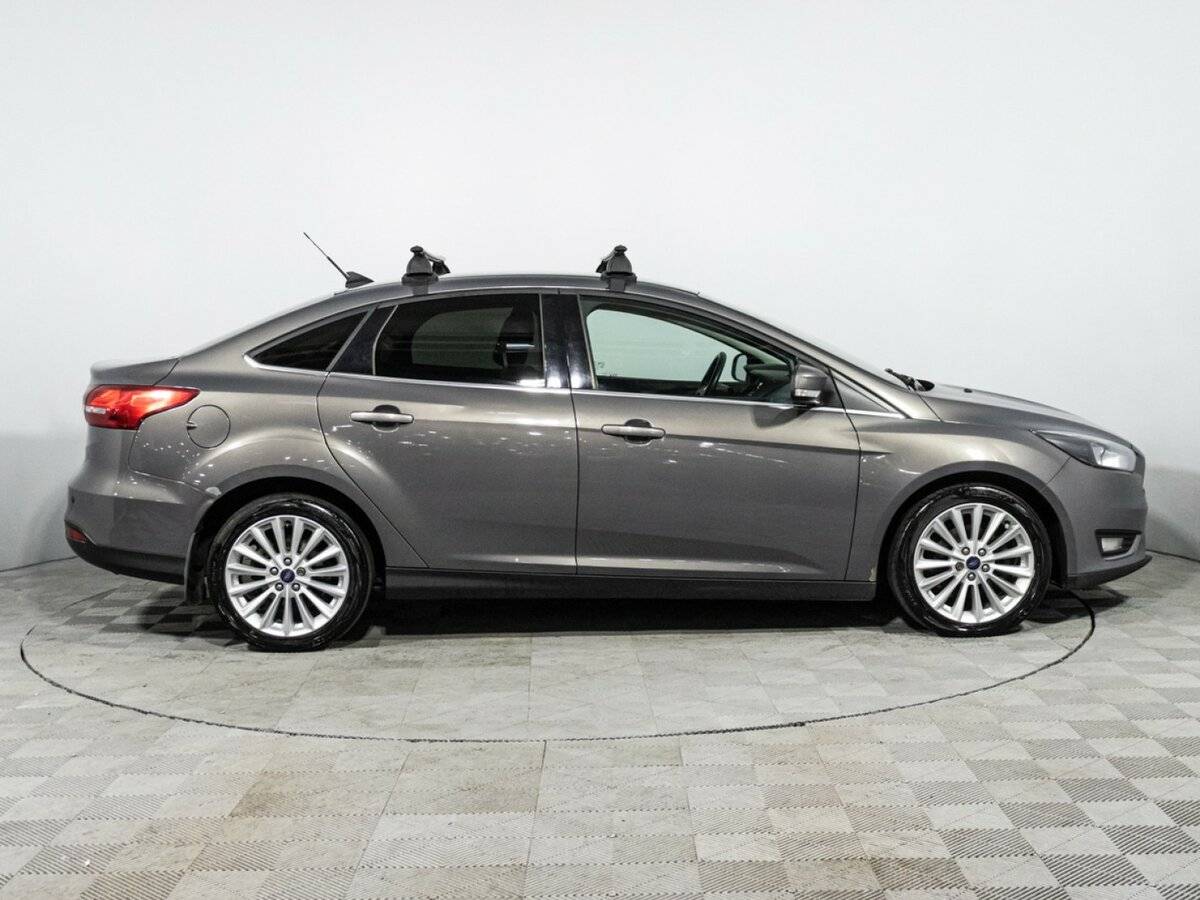 Купить Ford Focus с пробегом. Фото: #3