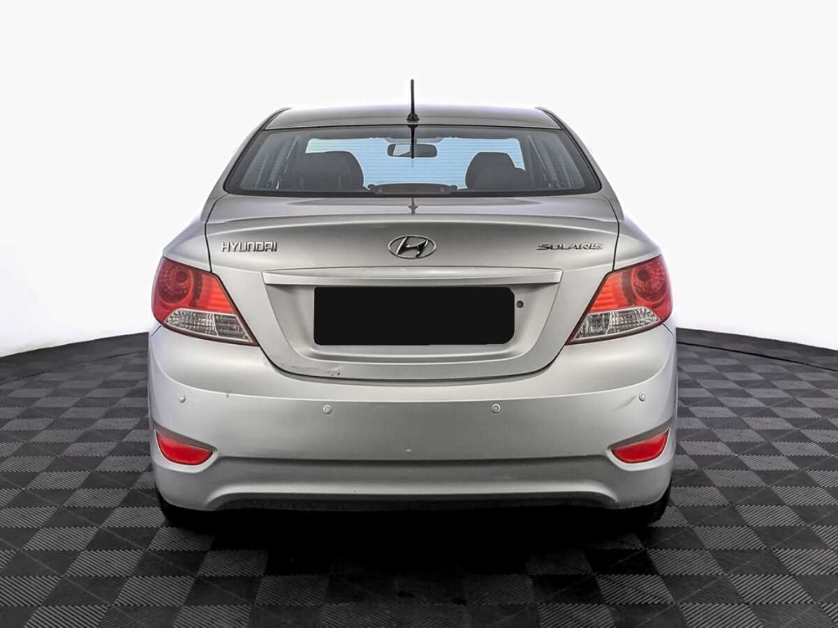 Купить Hyundai Solaris с пробегом. Фото: #5