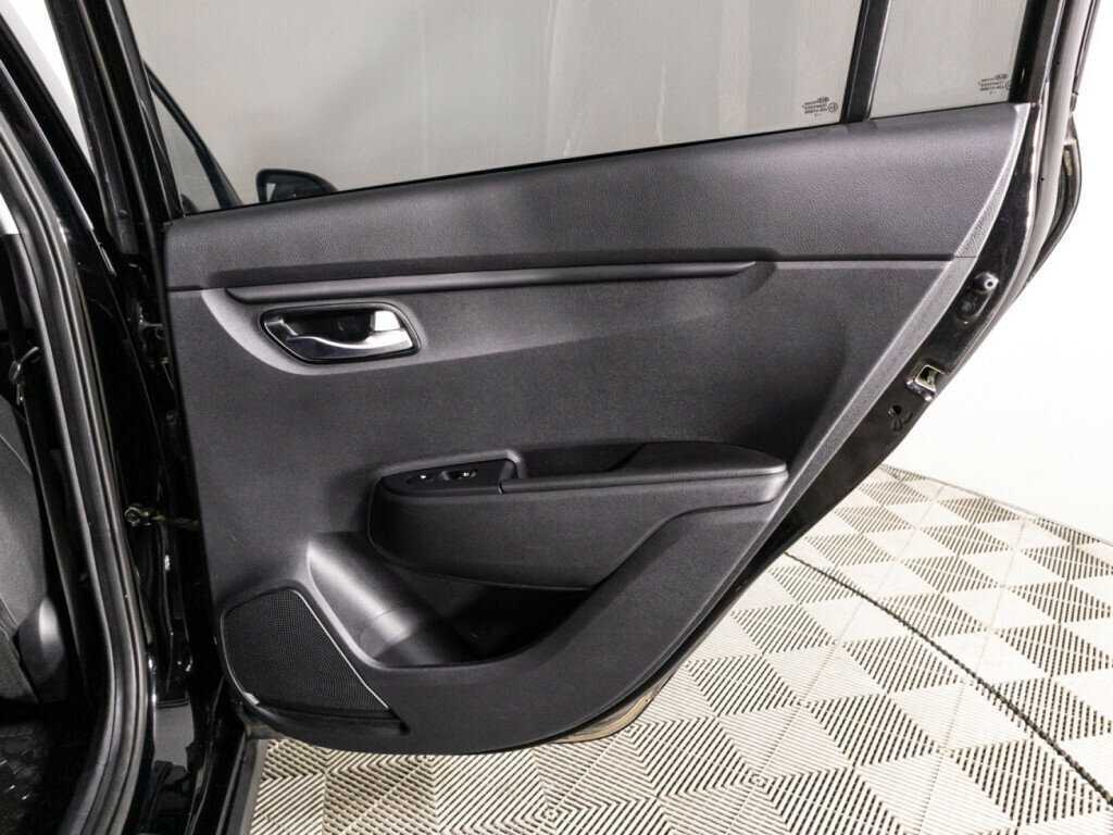 Купить Kia Rio с пробегом. Фото: #25