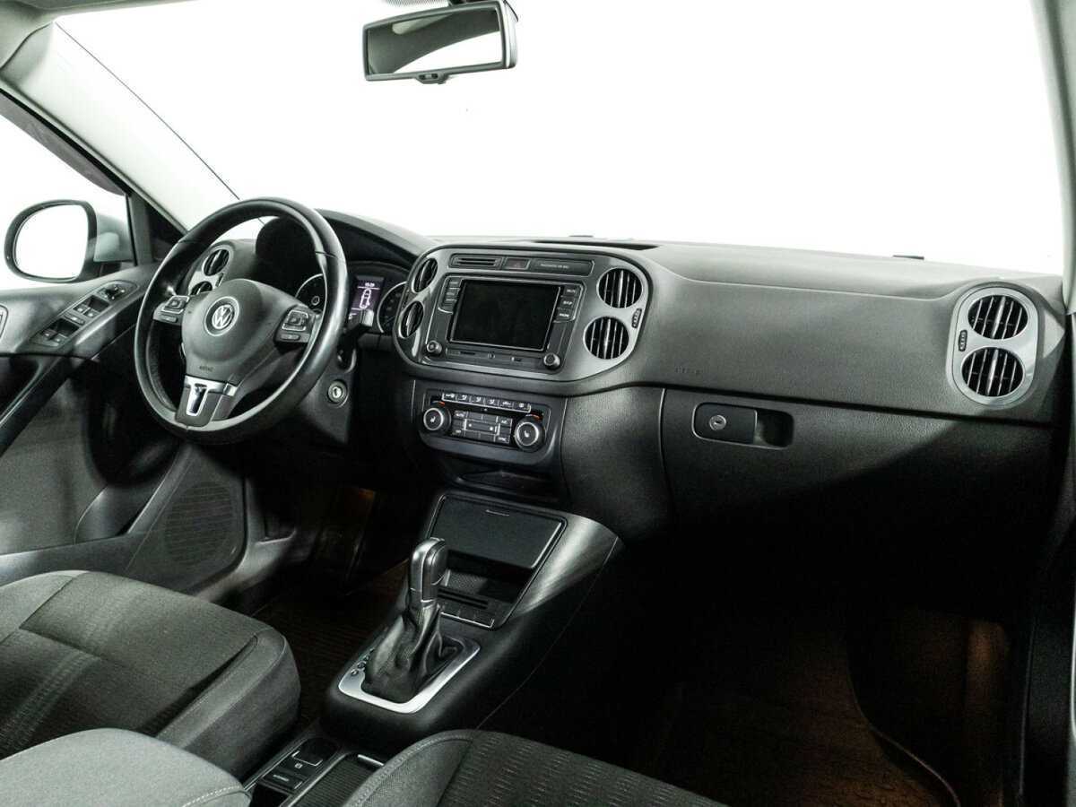 Купить Volkswagen Tiguan с пробегом. Фото: #8