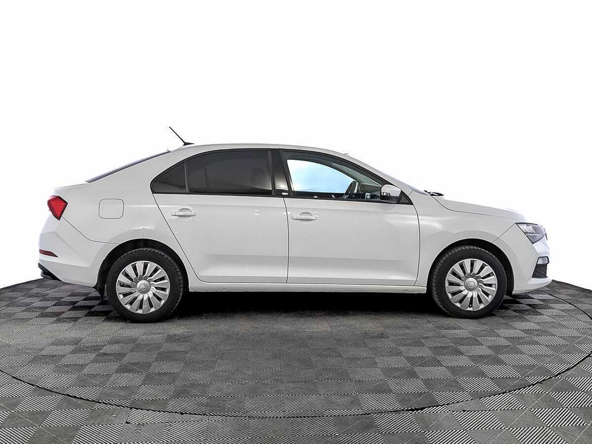 Купить Skoda Rapid с пробегом. Фото: #3