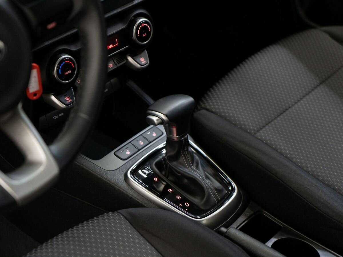 Купить Kia Rio с пробегом. Фото: #11