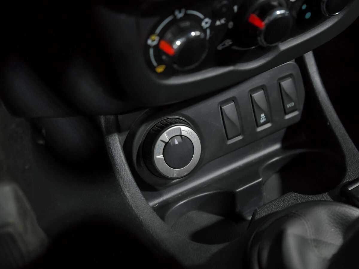 Купить Renault Duster с пробегом. Фото: #9