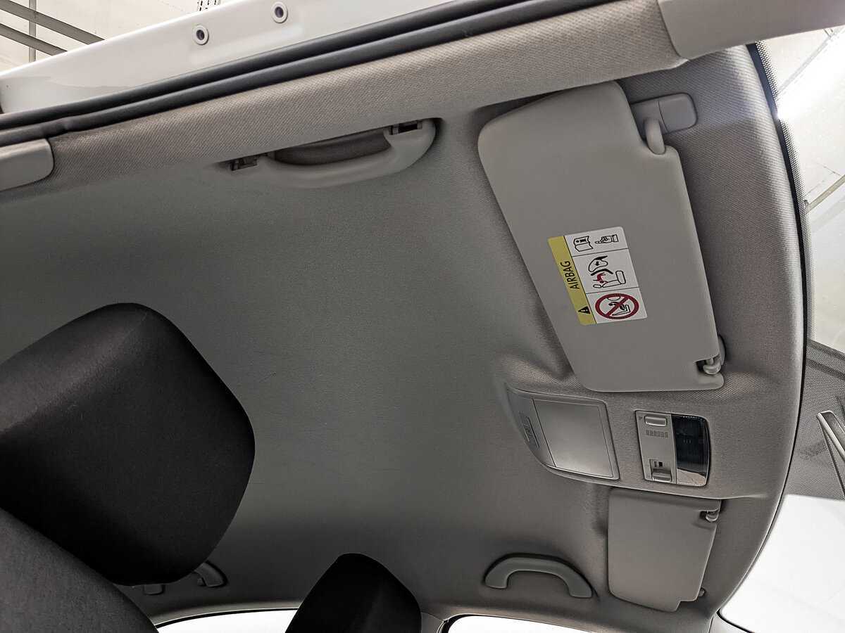 Купить Skoda Rapid с пробегом. Фото: #18