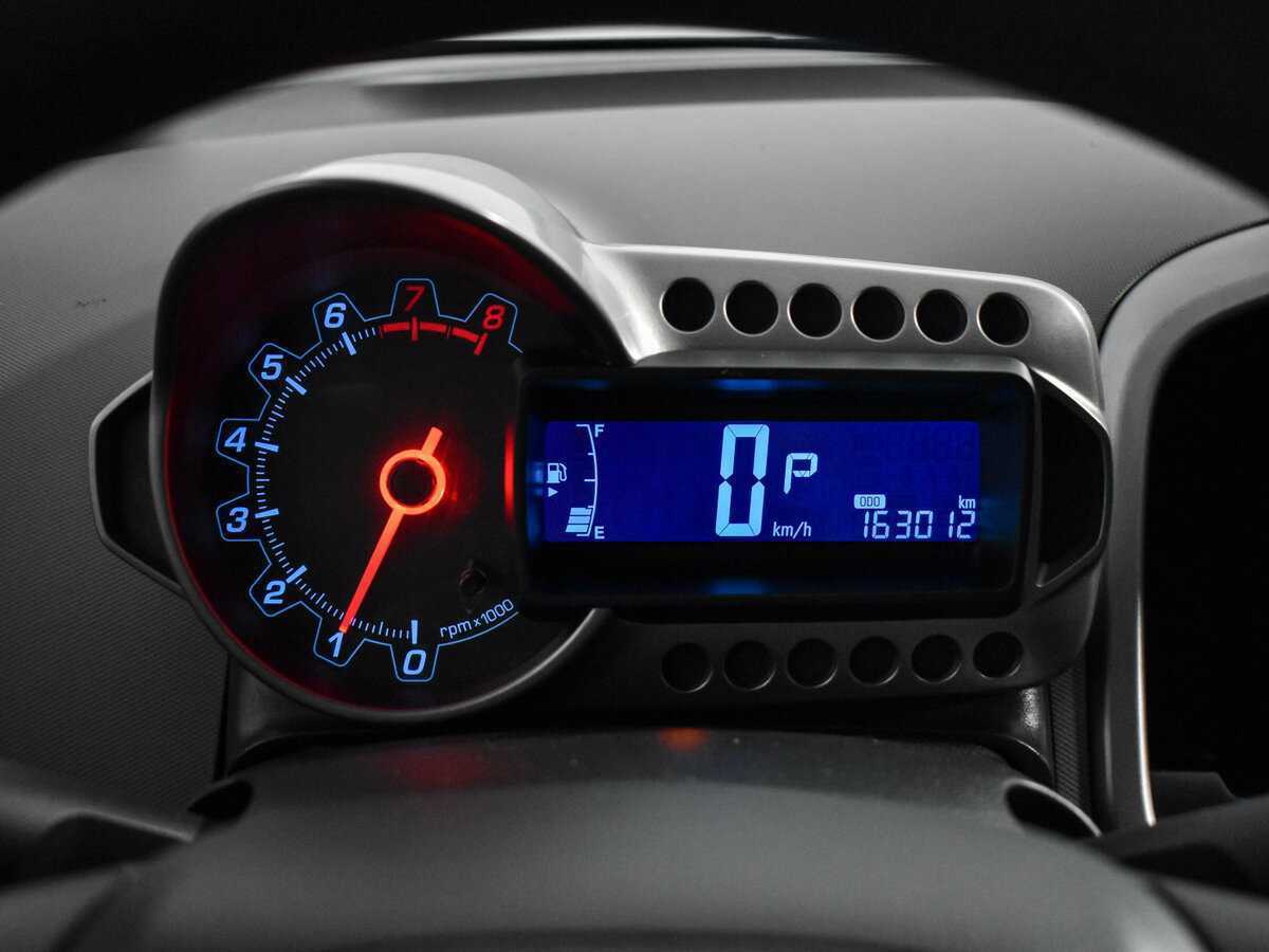 Купить Chevrolet Aveo с пробегом. Фото: #15
