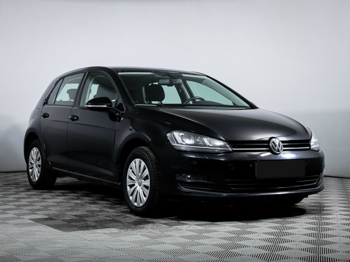 Купить Volkswagen Golf с пробегом. Фото: #2