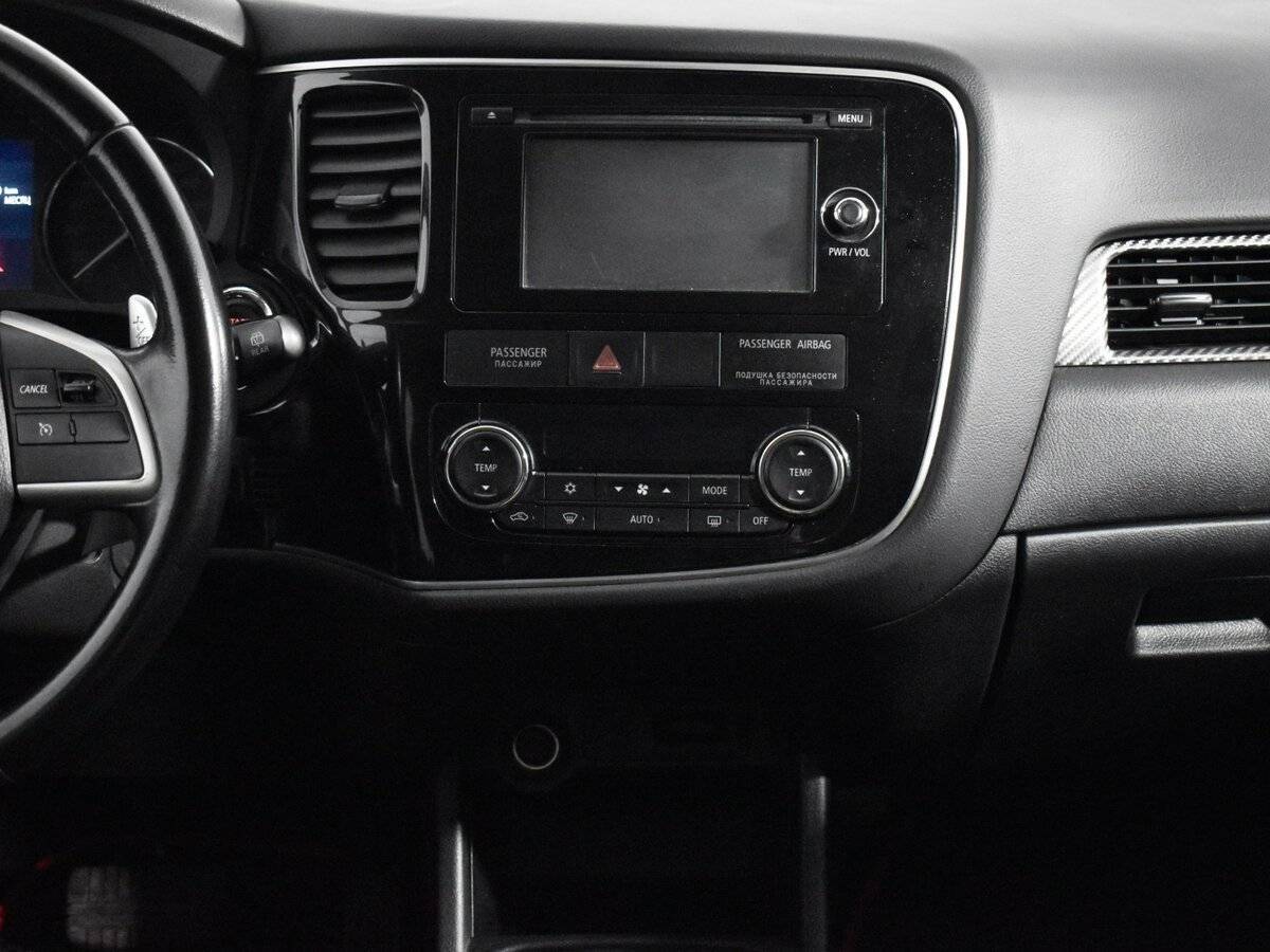 Купить Mitsubishi Outlander с пробегом. Фото: #13
