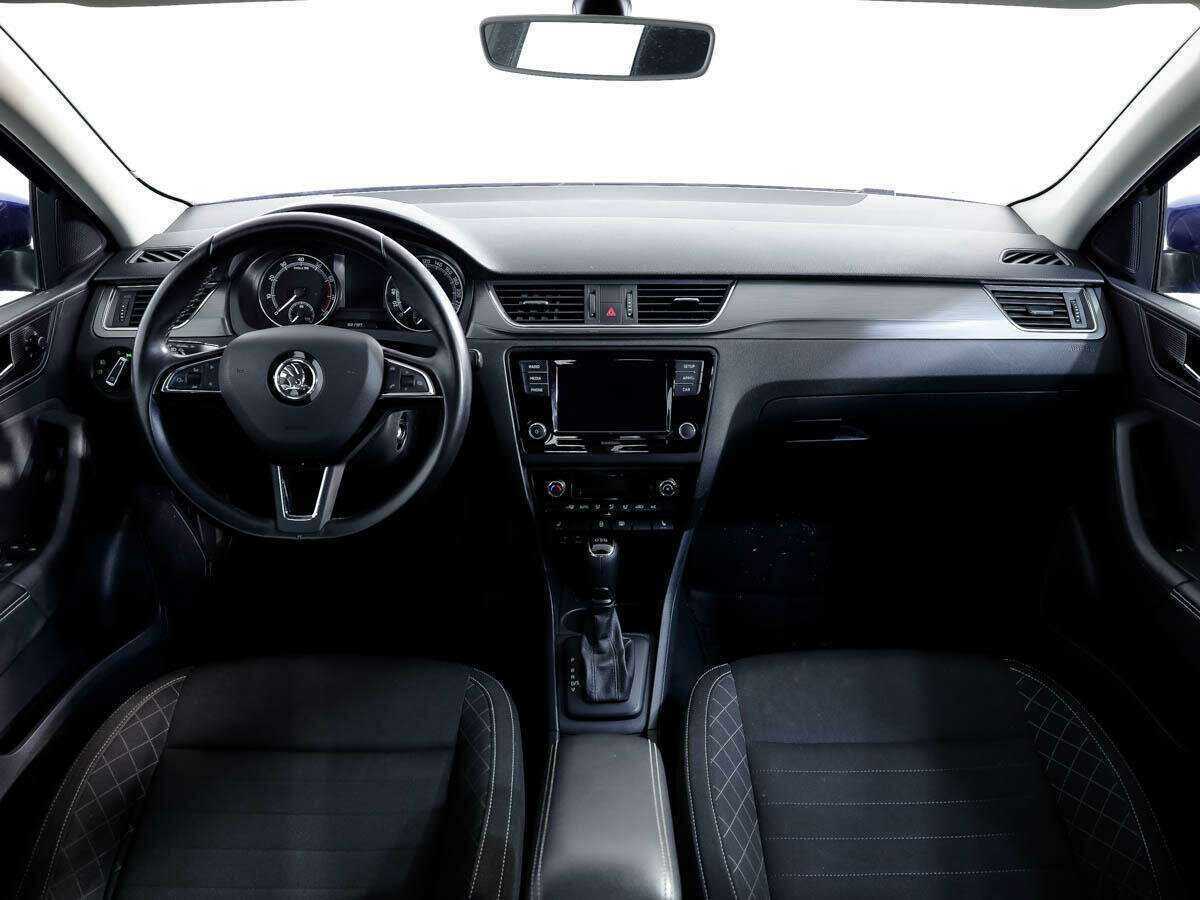 Купить Skoda Rapid с пробегом. Фото: #9