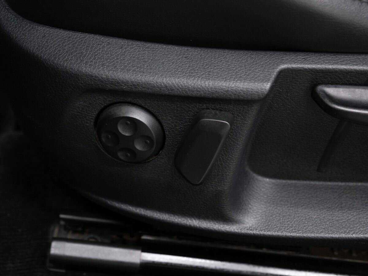 Купить Volkswagen Passat CC с пробегом. Фото: #19