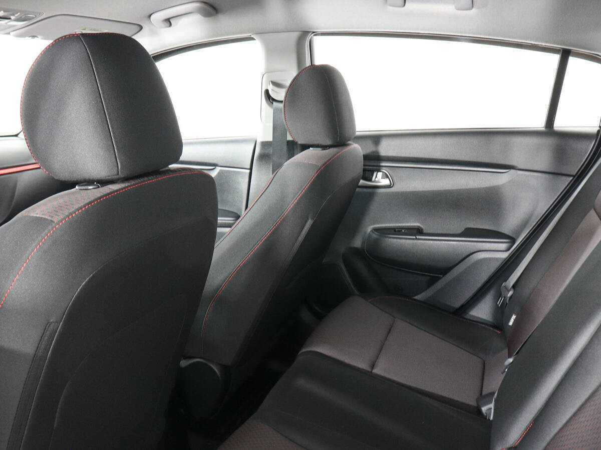 Купить Kia Rio с пробегом. Фото: #11