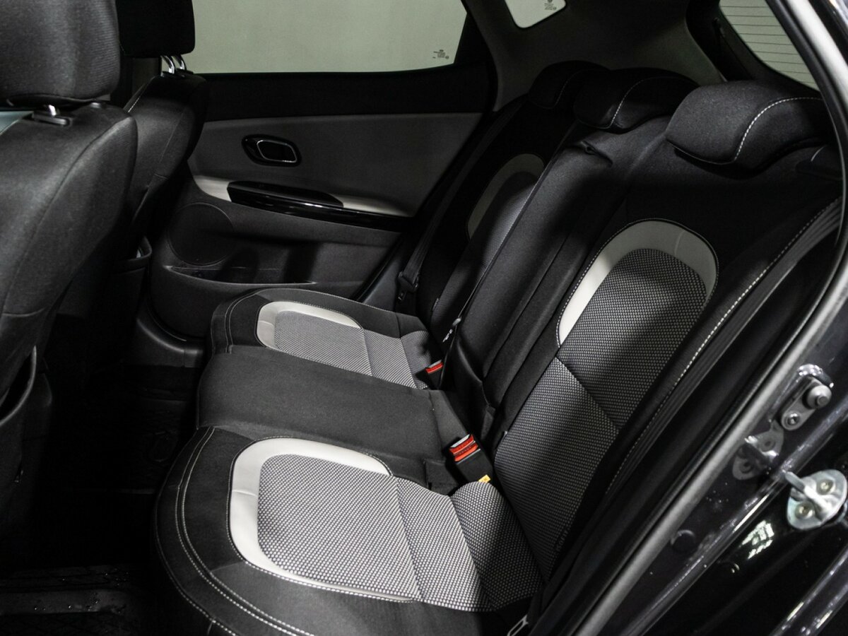 Купить Kia Ceed с пробегом. Фото: #8
