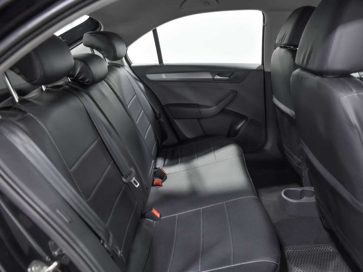 Купить Volkswagen Polo с пробегом. Фото: #12