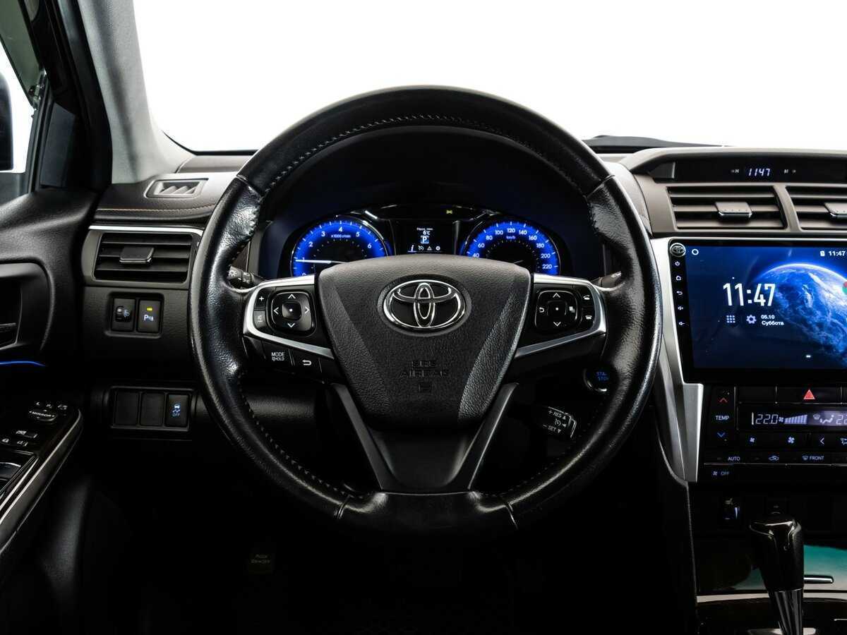 Купить Toyota Camry с пробегом. Фото: #9