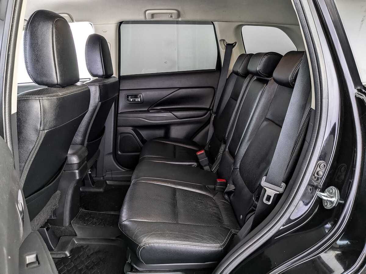 Купить Mitsubishi Outlander с пробегом. Фото: #13