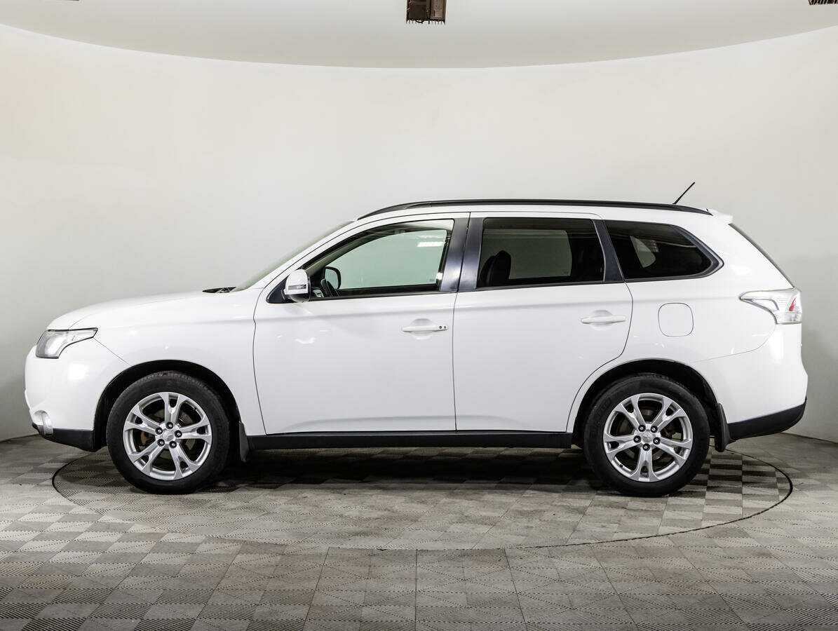 Купить Mitsubishi Outlander с пробегом. Фото: #7