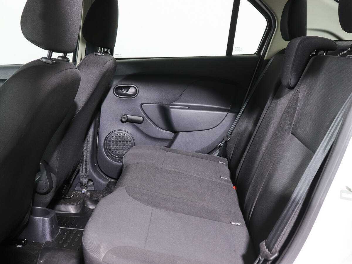Купить Renault Logan с пробегом. Фото: #8