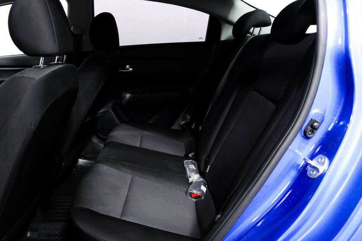 Купить Kia Rio с пробегом. Фото: #11