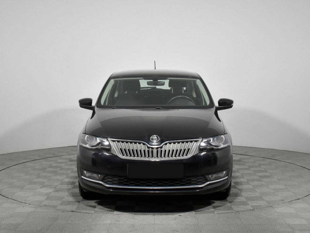 Купить Skoda Rapid с пробегом. Фото: #1