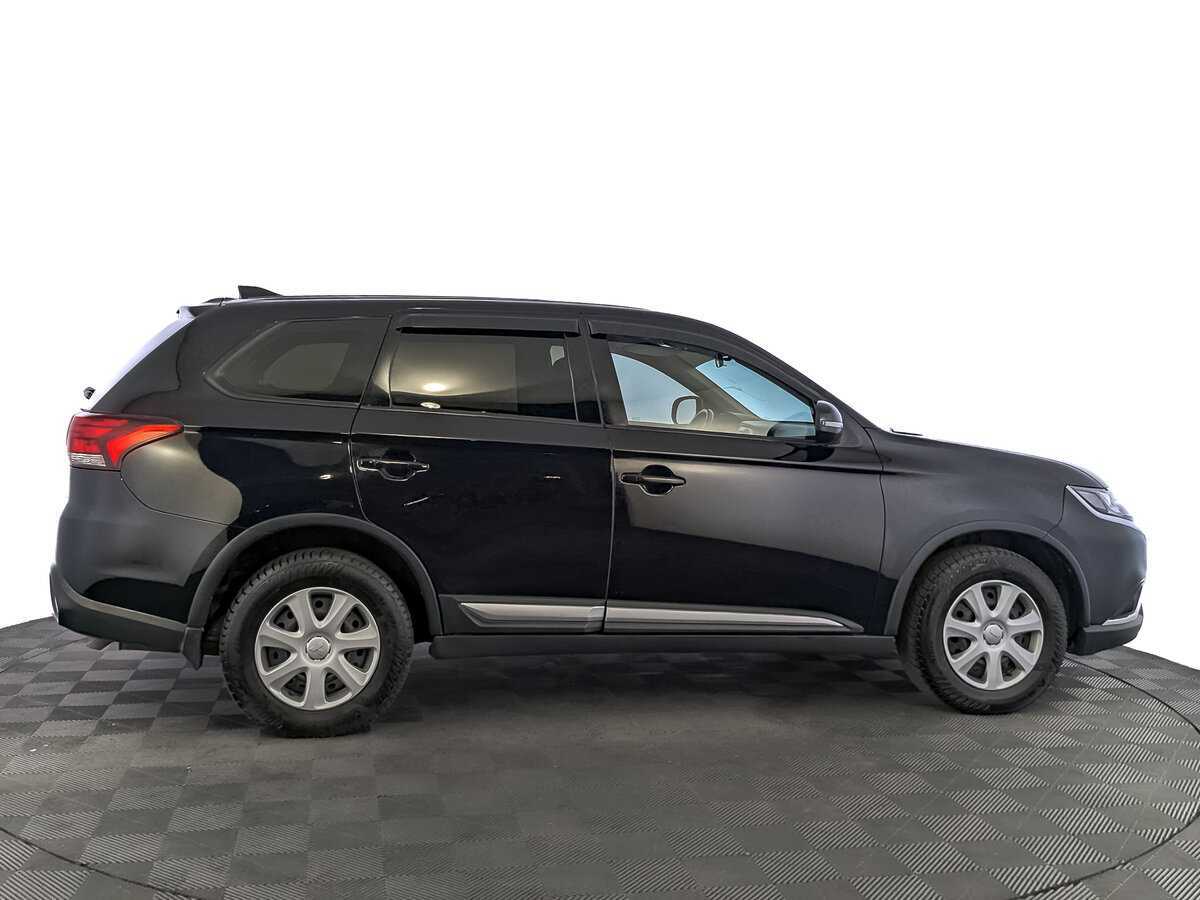 Купить Mitsubishi Outlander с пробегом. Фото: #3