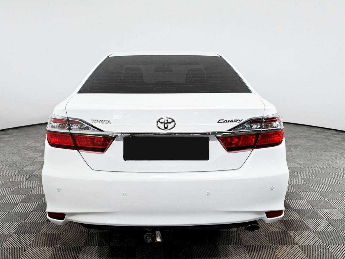 Купить Toyota Camry с пробегом. Фото: #4