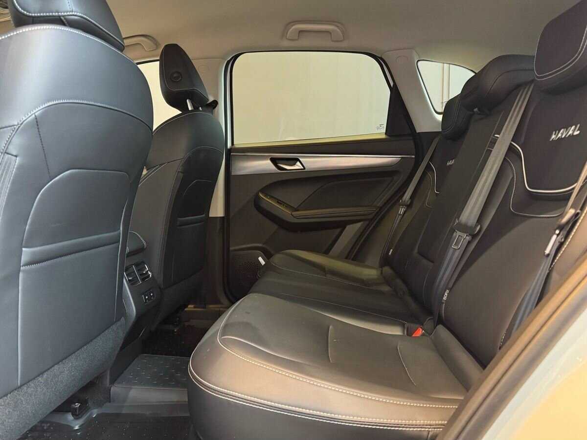 Купить Haval Jolion с пробегом. Фото: #28