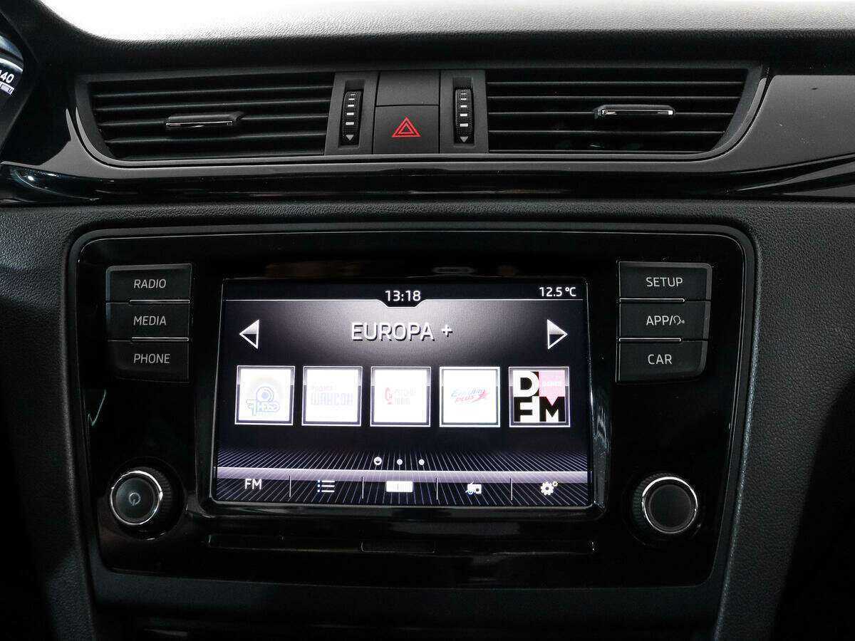 Купить Skoda Rapid с пробегом. Фото: #11