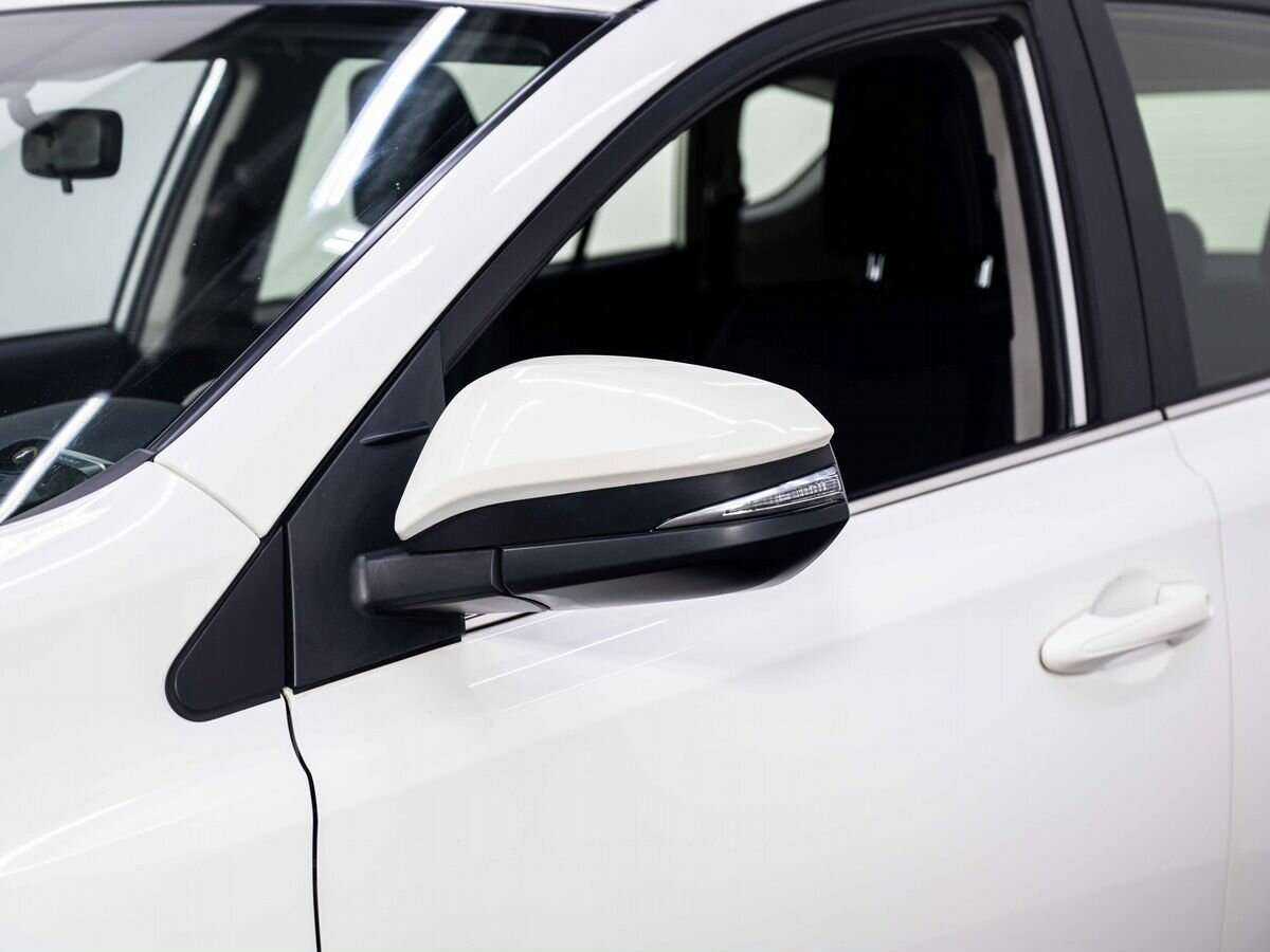 Купить Toyota RAV4 с пробегом. Фото: #7