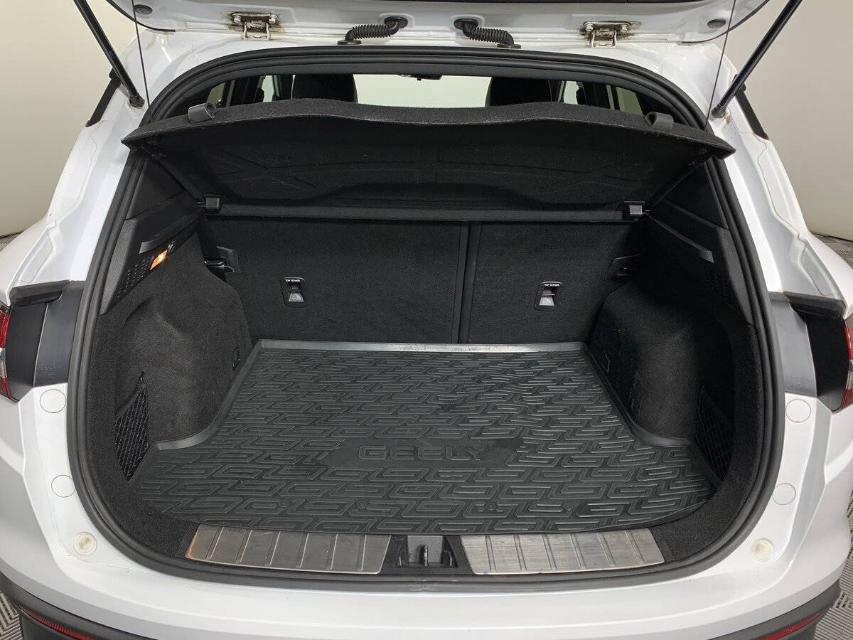 Купить Geely Coolray с пробегом. Фото: #19