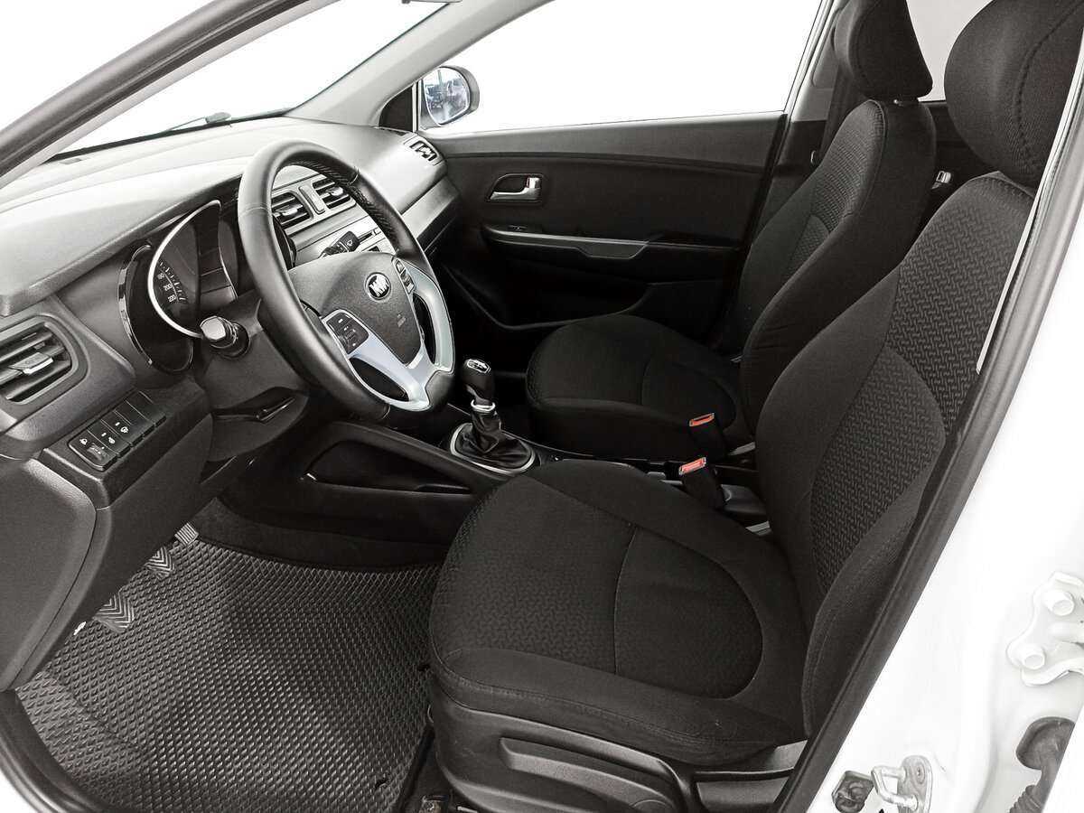 Купить Kia Rio с пробегом. Фото: #13
