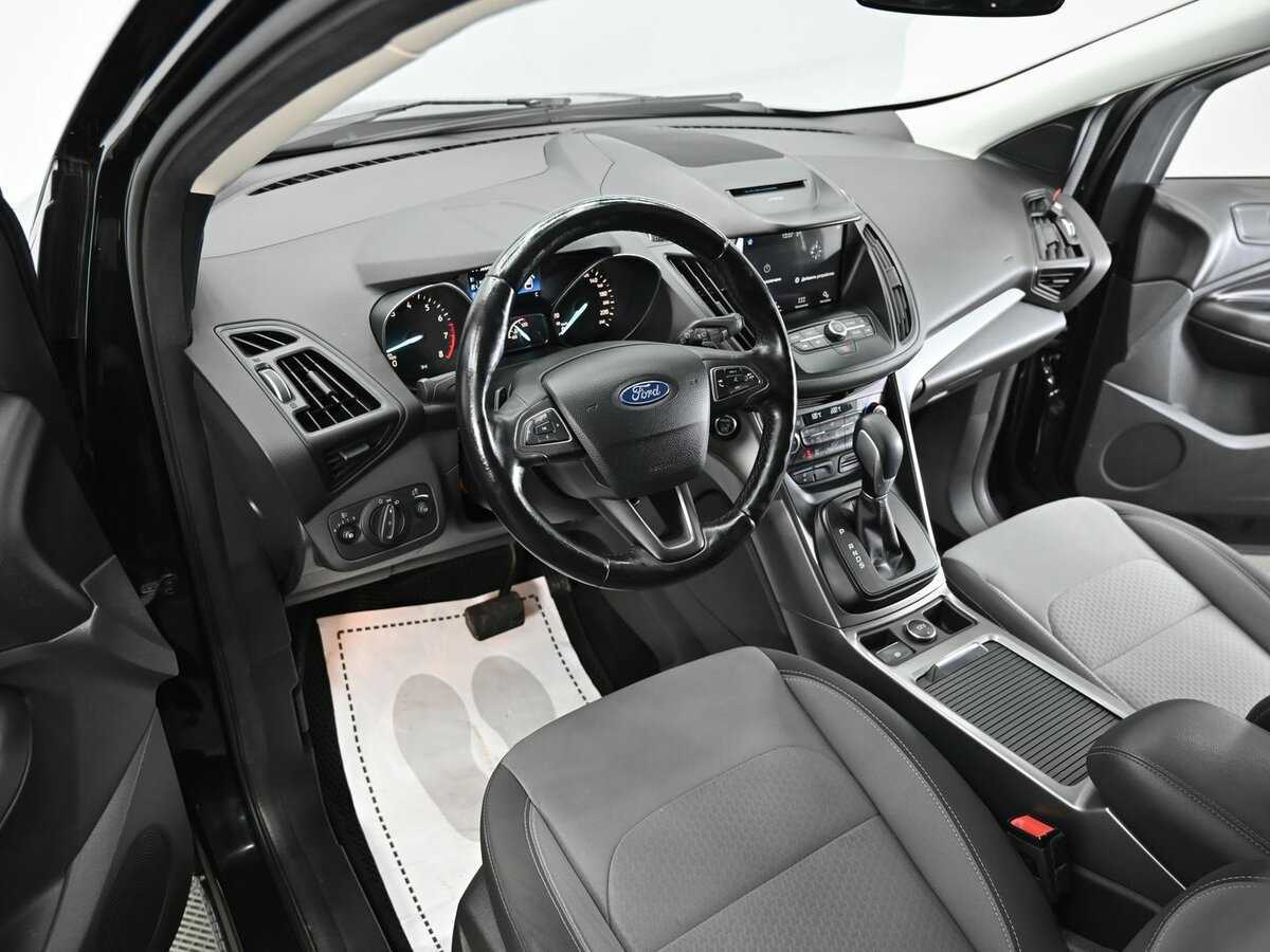 Купить Ford Kuga с пробегом. Фото: #7
