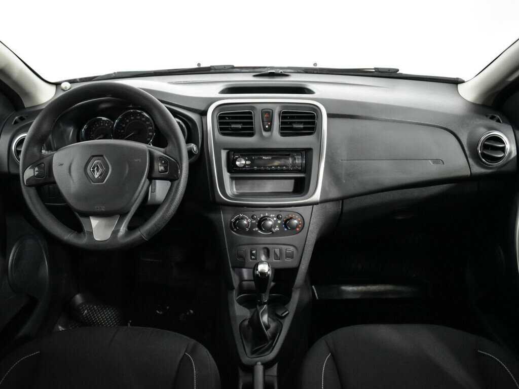 Купить Renault Sandero с пробегом. Фото: #11