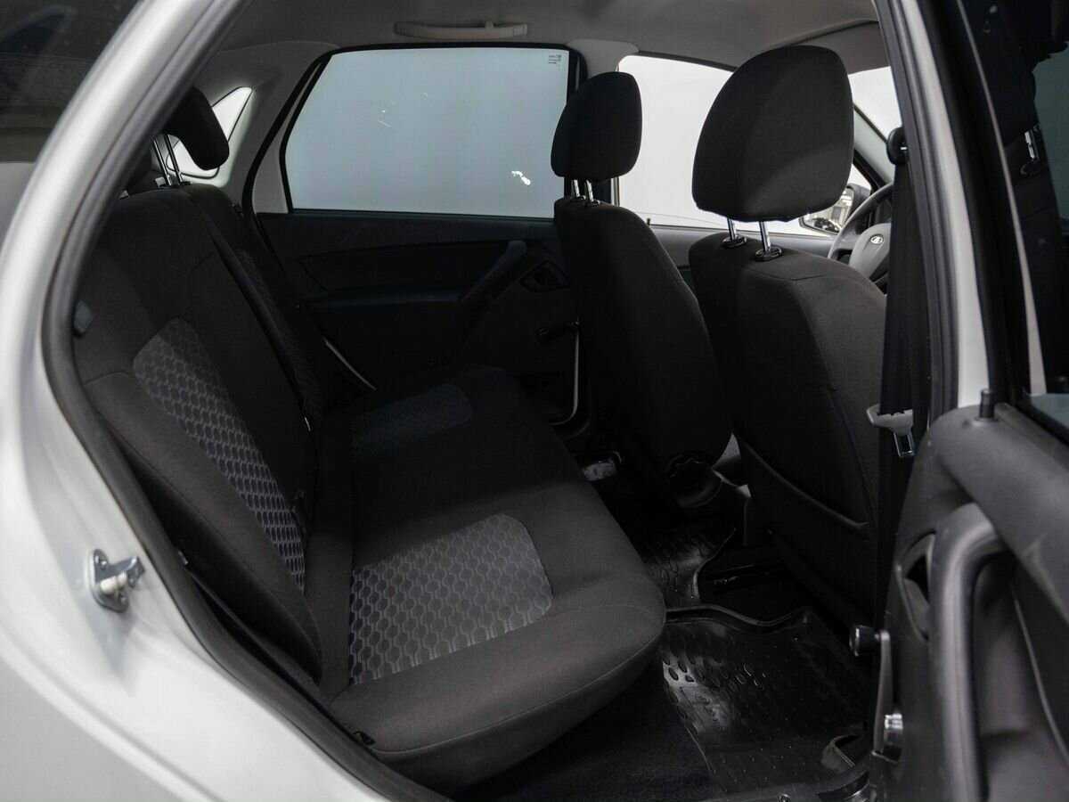 Купить Lada (ВАЗ) Granta с пробегом. Фото: #9