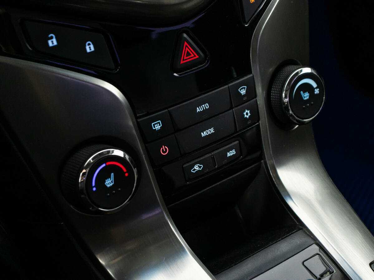 Купить Chevrolet Cruze с пробегом. Фото: #15