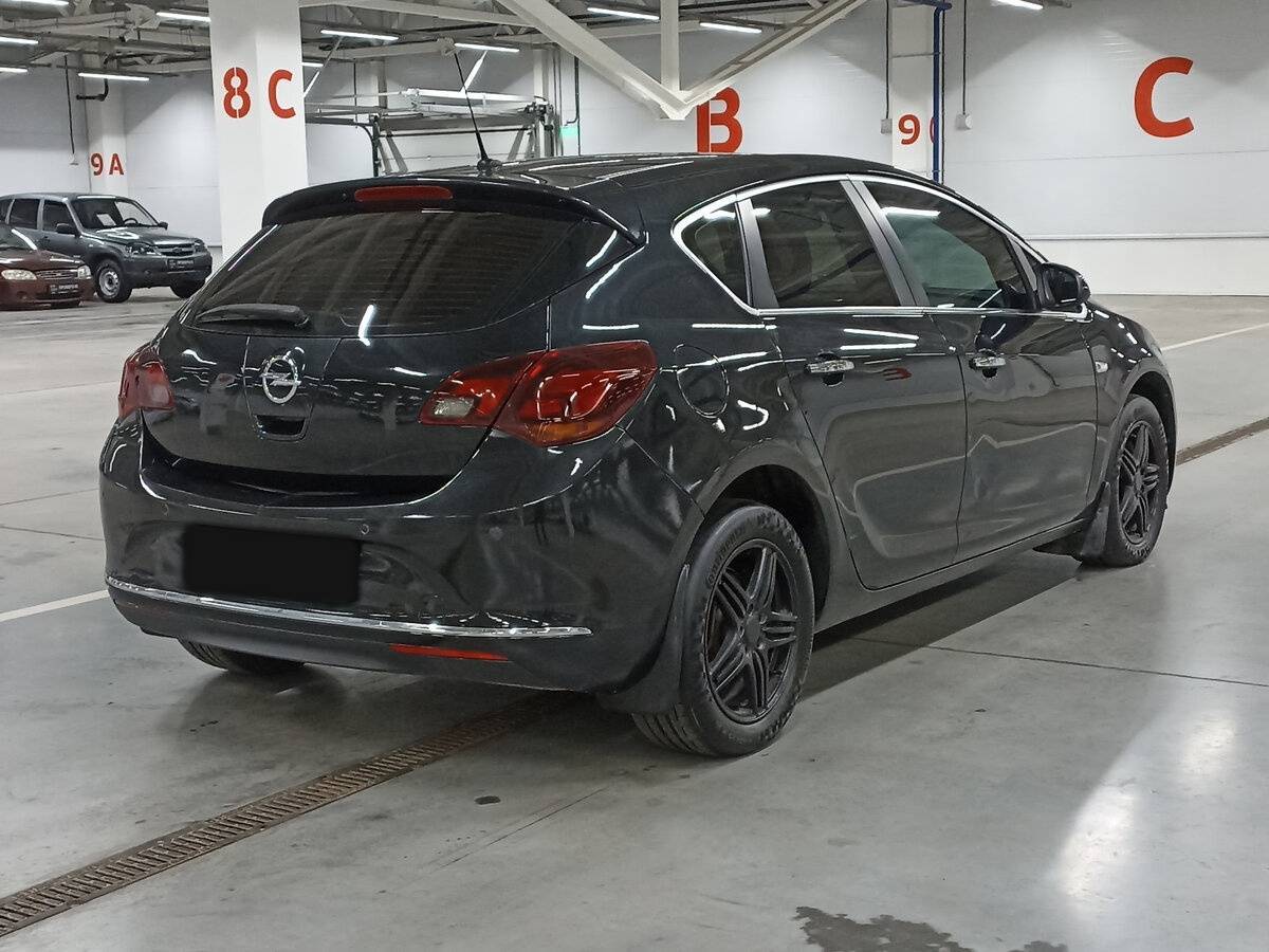 Купить Opel Astra с пробегом. Фото: #4