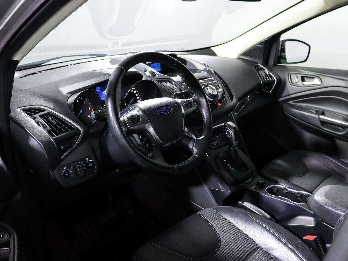 Купить Ford Kuga с пробегом. Фото: #10