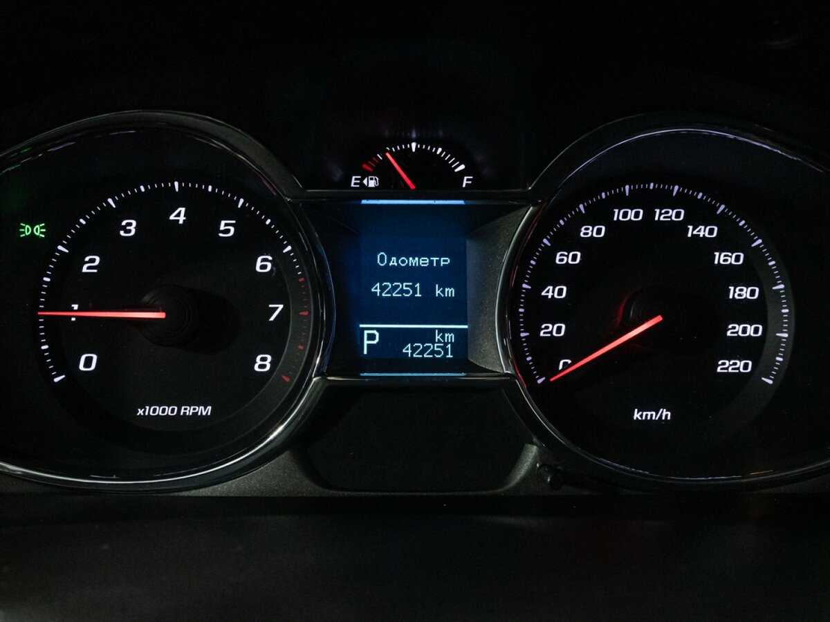 Купить Chevrolet Captiva с пробегом. Фото: #11