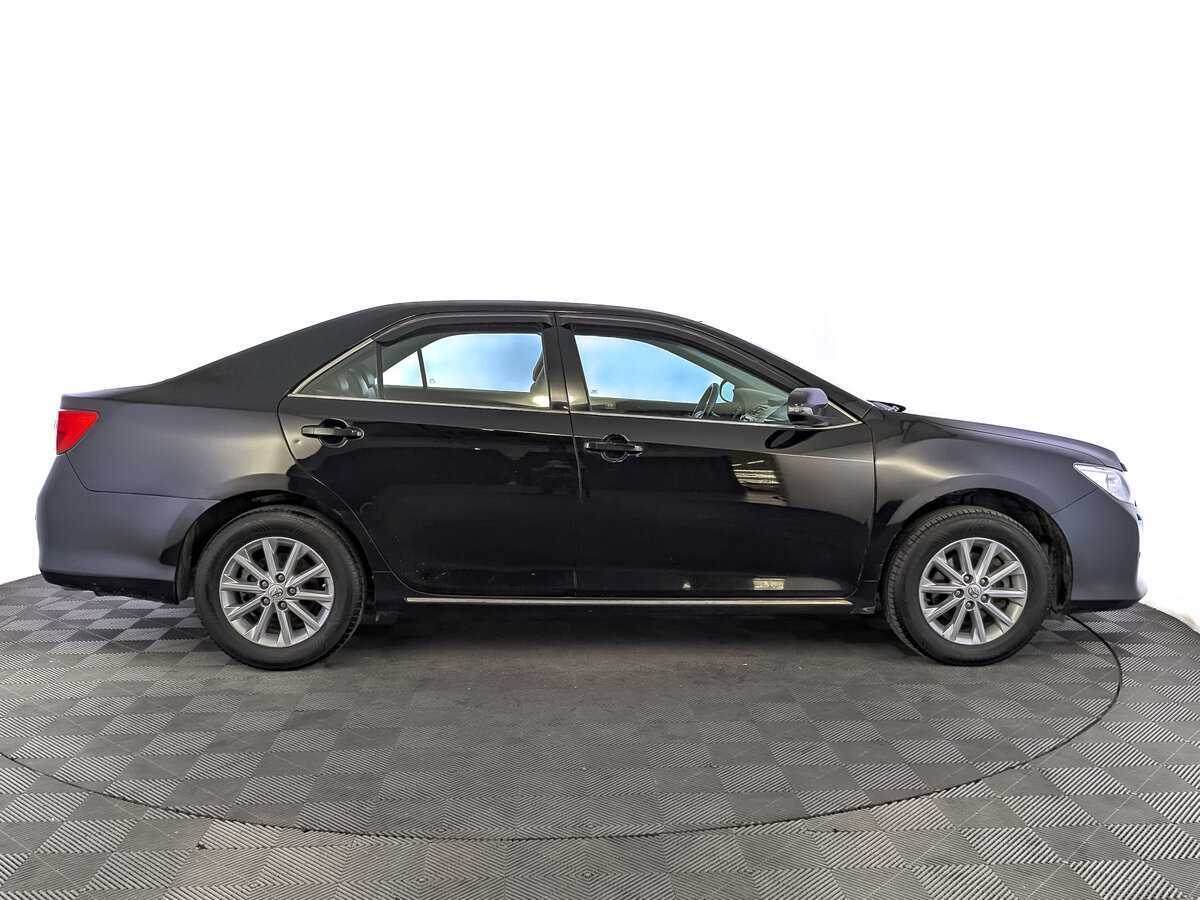 Купить Toyota Camry с пробегом. Фото: #3