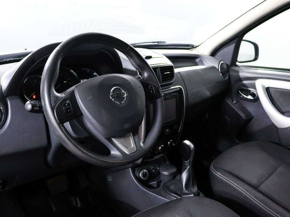 Купить Nissan Terrano с пробегом. Фото: #13